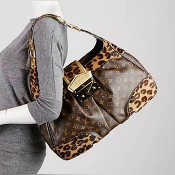 😍 AUTHENTIC Louis Vuitton LIMITED EDITION Leopard Polly GM handbag - Picture 1 of 14
